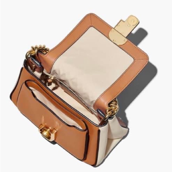 THE COLORBLOCK J MARC
CHAIN MINI SATCHEL
Two way/ removable strap - Picture 3 of 4